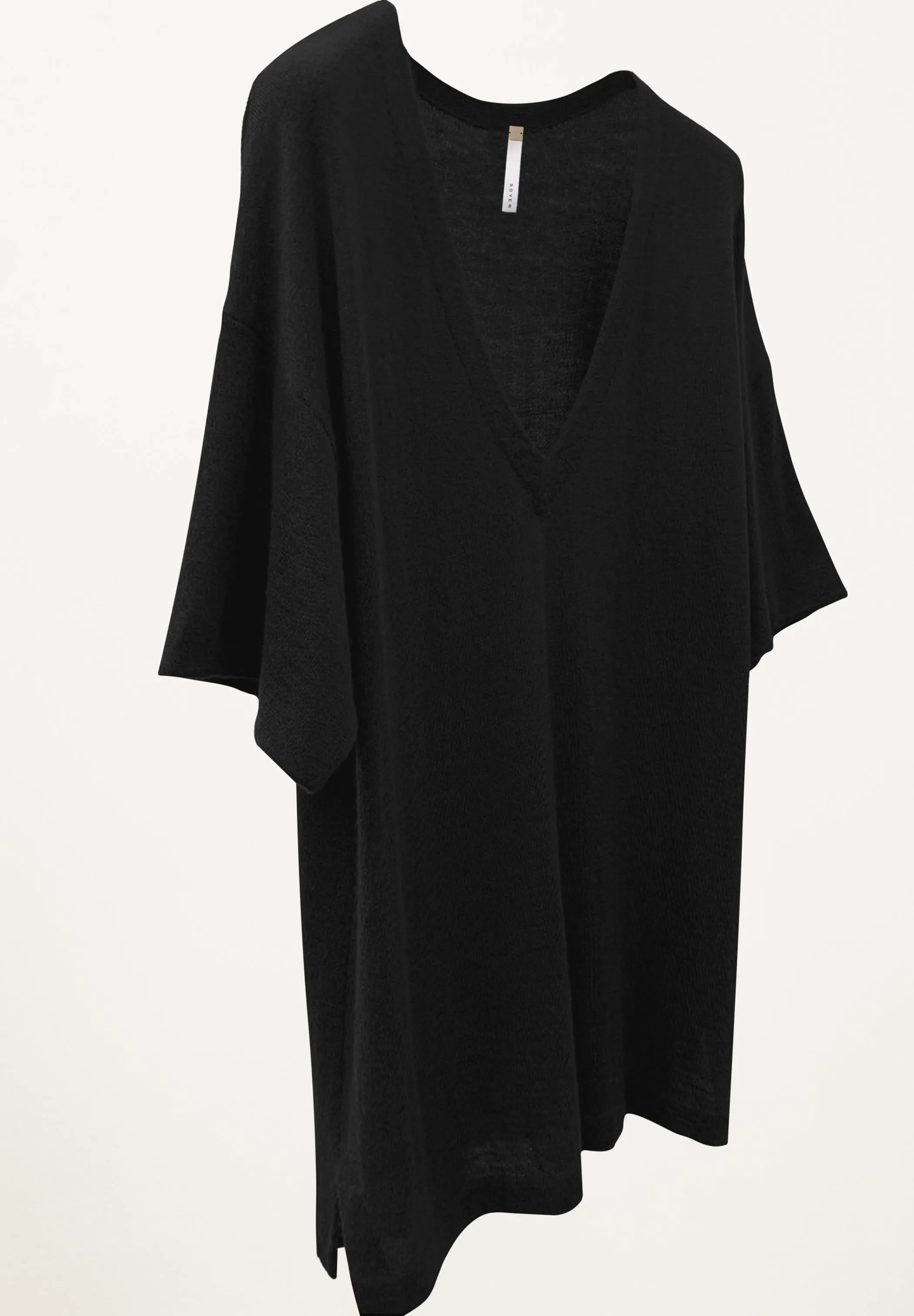 Jeana Cashmere V Neck in Black