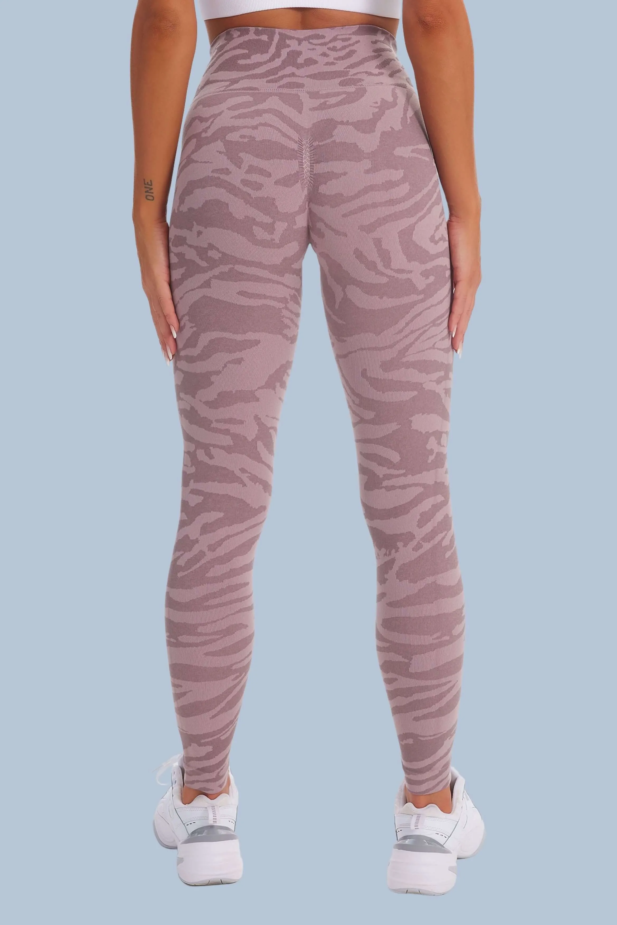 Seamless Camo nine-point leggings